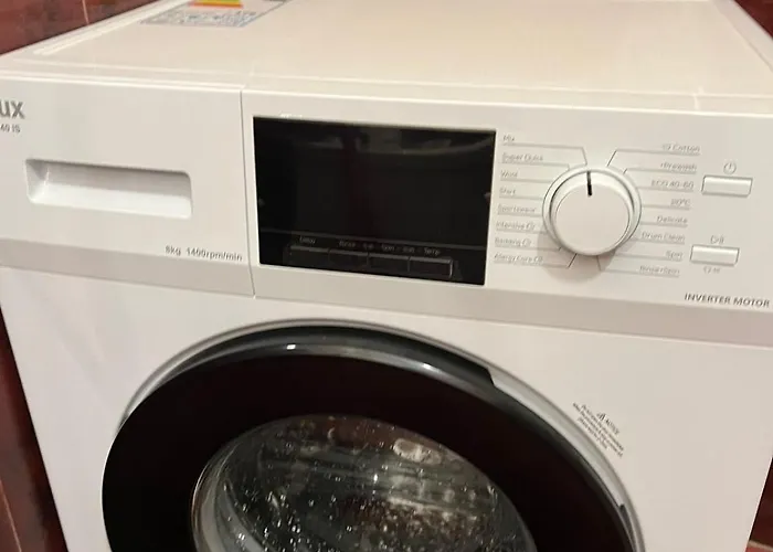 Pandora's Box Τίρανα